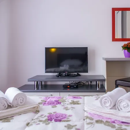 Apartment Mm *