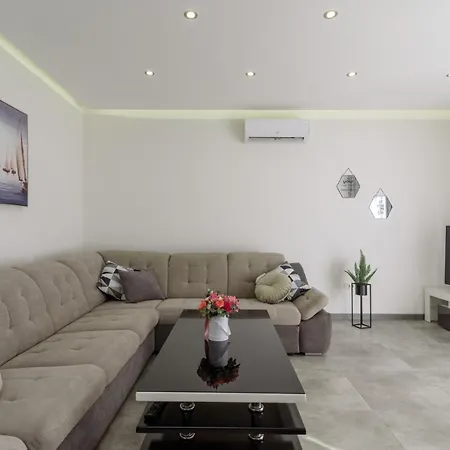 Apartment Mm Trogir
