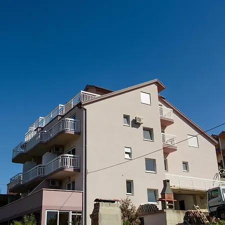 Mm Trogir